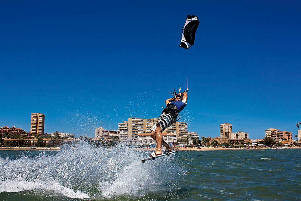 la-manga-del-mar-menor-kitesurfing